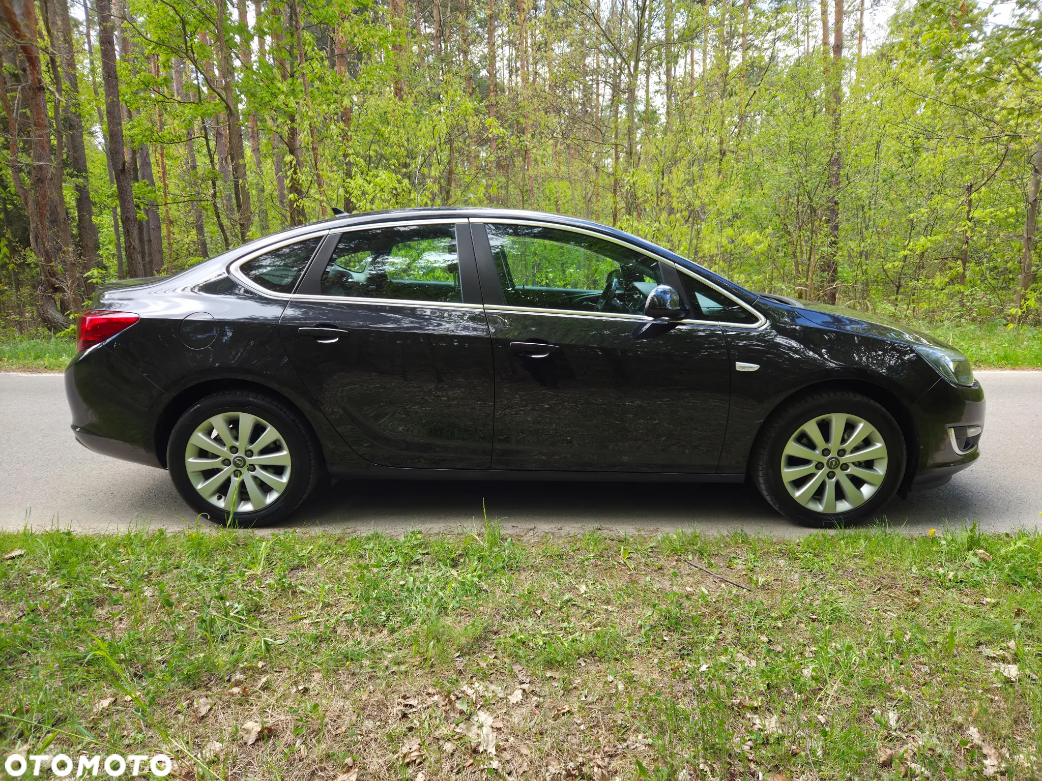 Opel Astra 1.7 CDTI DPF Cosmo - 4