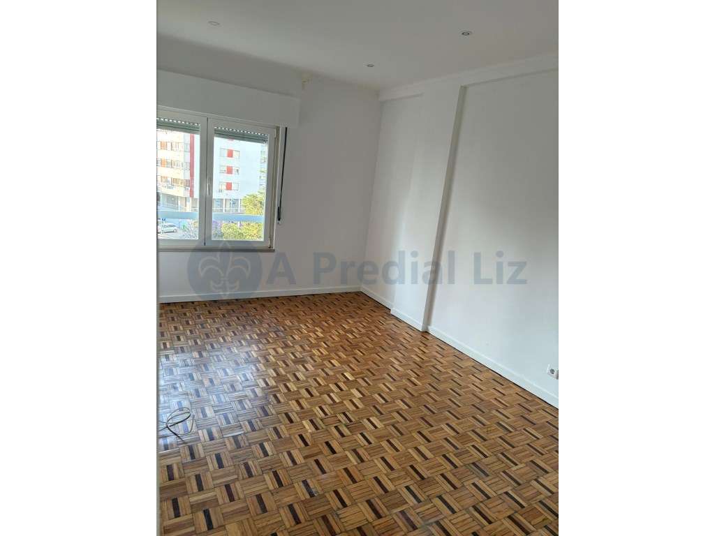 Excelente Apartamento T2 para Arrendar - Quinta da Piedade, Póvoa d... - Grande imagem: 5/13