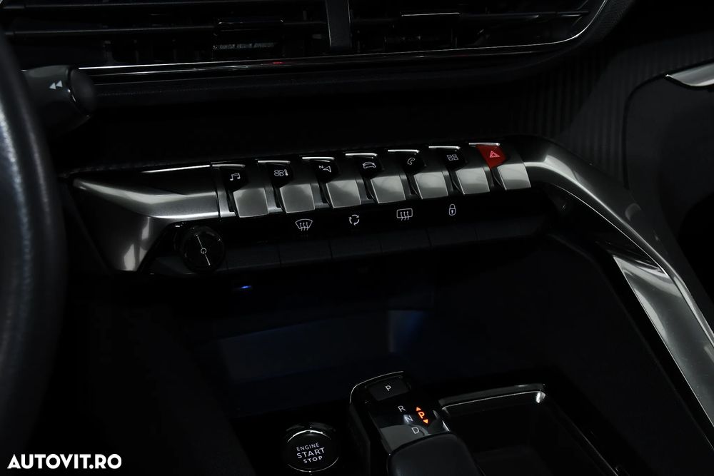 Peugeot 3008 1.5 BlueHDI 130 EAT8 Allure Pack - 29