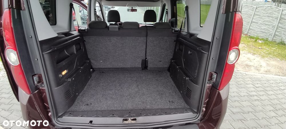 Fiat Doblo 1.6 16V Multijet Lounge - 24