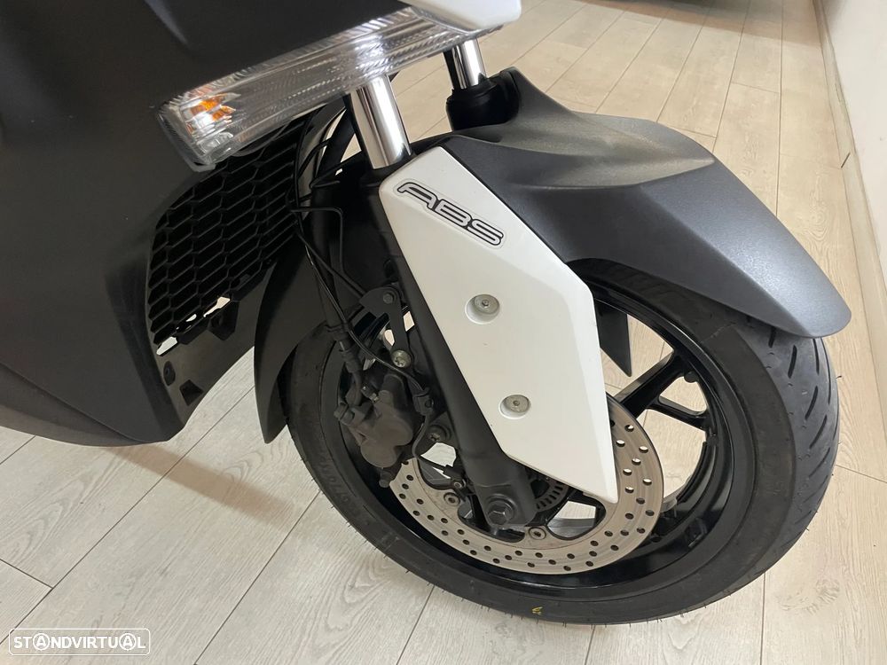 Yamaha X-Max X-MAX 300 - 14