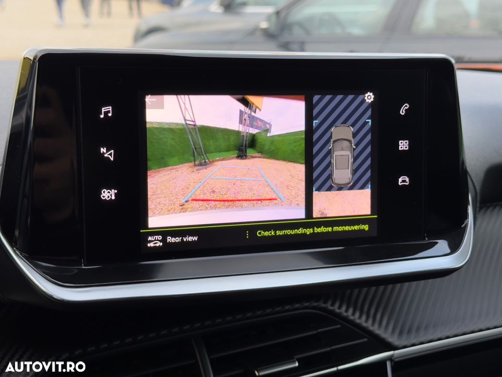 Peugeot 2008 PureTech 100 Allure - 22