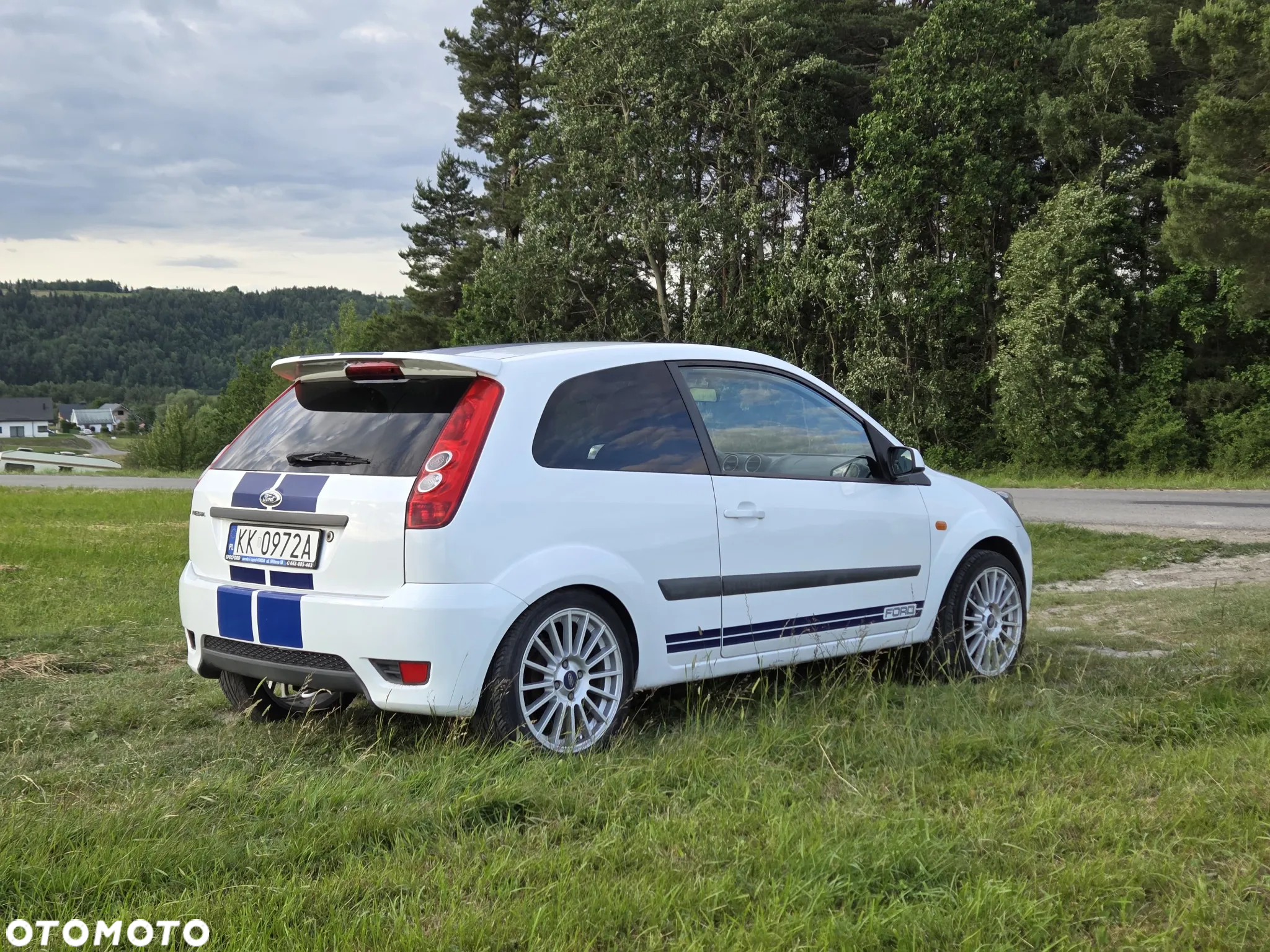 Ford Fiesta 1.6 Trend - 4