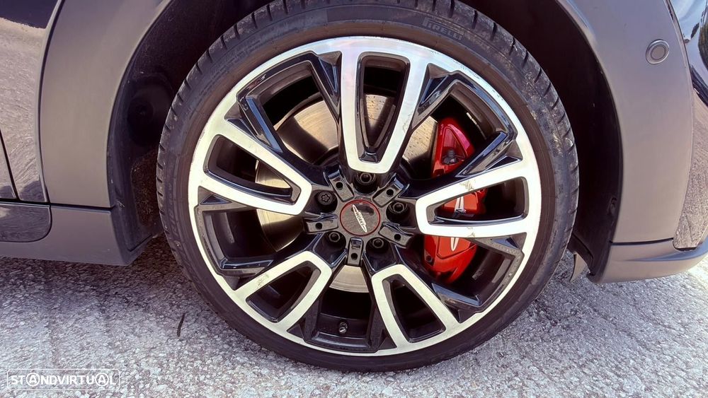 MINI Cabrio John Cooper Works Auto Desportiva - 17