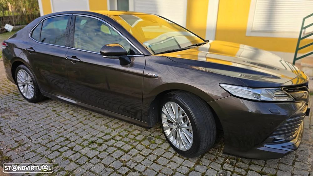 Toyota Camry 2.5 Hybrid Exclusive - 1