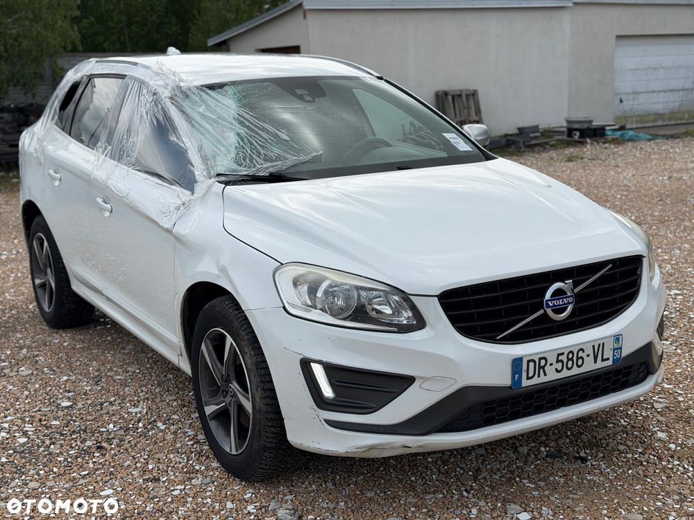 Volvo XC 60 D3 Drive-E R-Design Kinetic - 3