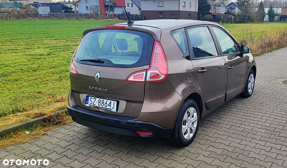 Renault Scenic 1.5 dCi Expression - 12