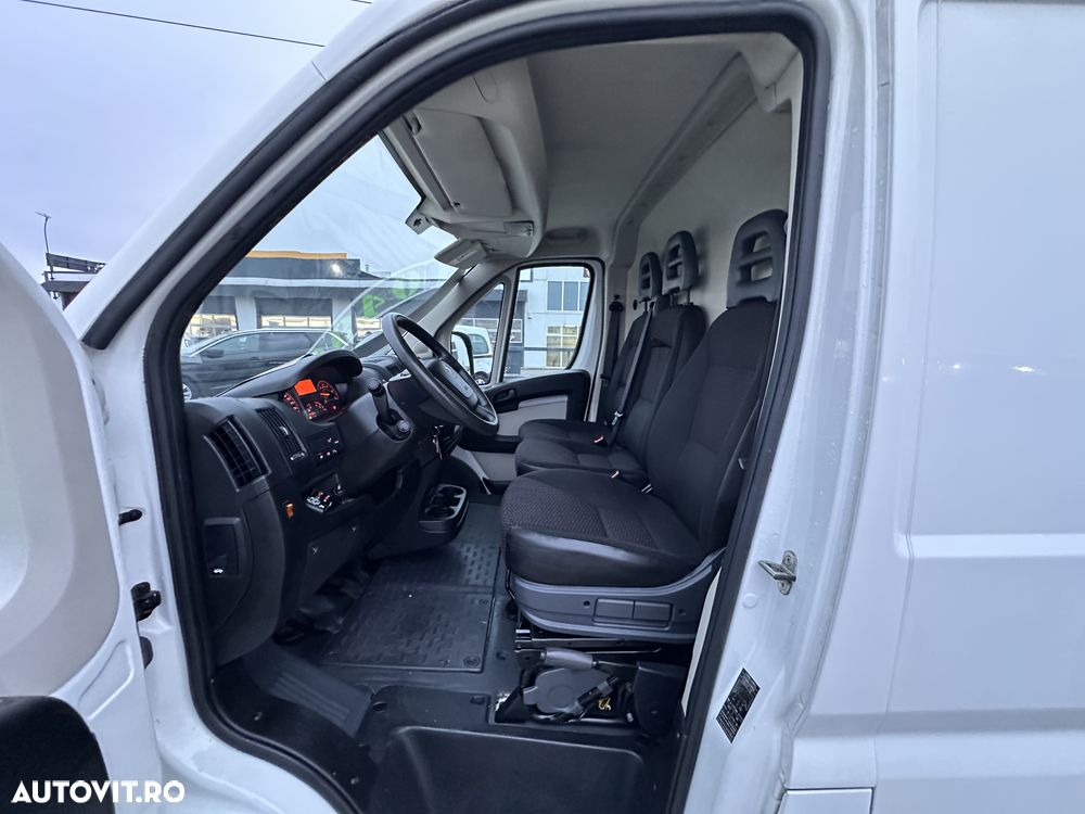 Peugeot Boxer 335 Fourgon  L2H2 MWB HR DSL - 13