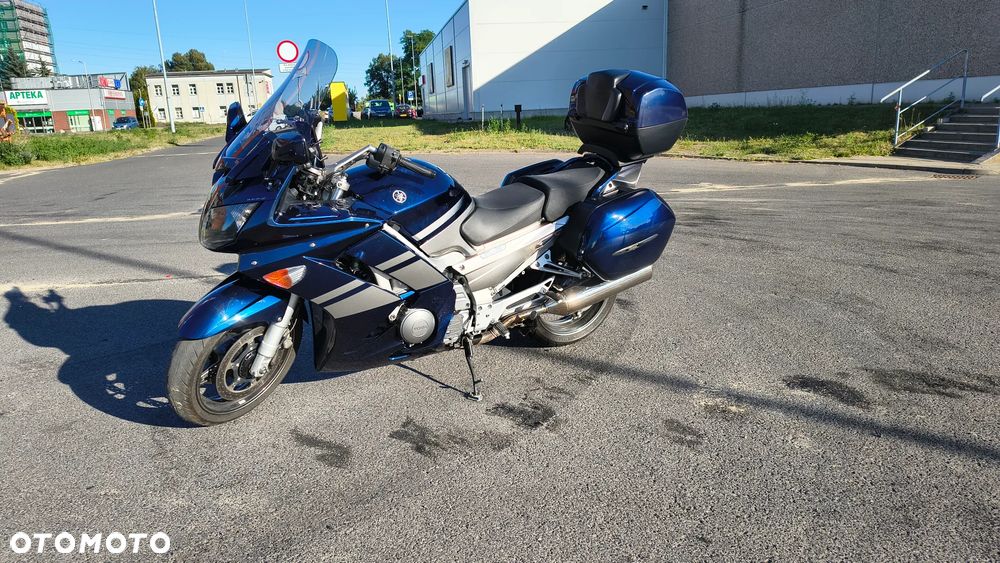 Yamaha FJR - 8
