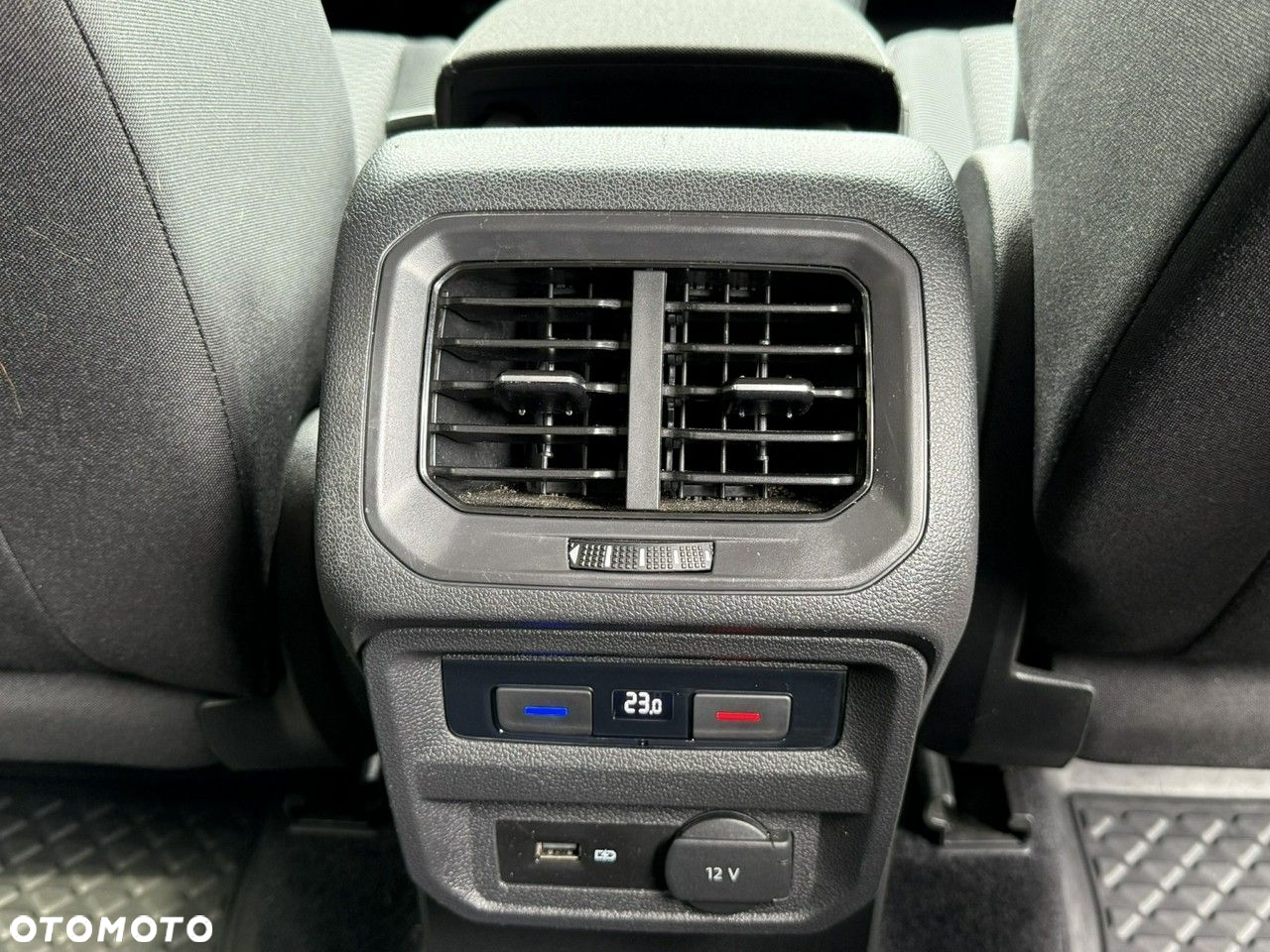 Volkswagen Tiguan Allspace - 22
