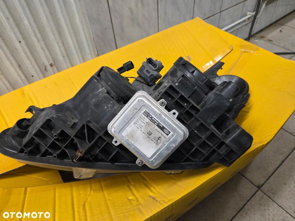 Nissan Qashqai J10 lift lampa xenon lewa prawa - 7