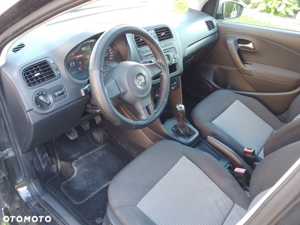 Volkswagen Polo - 10