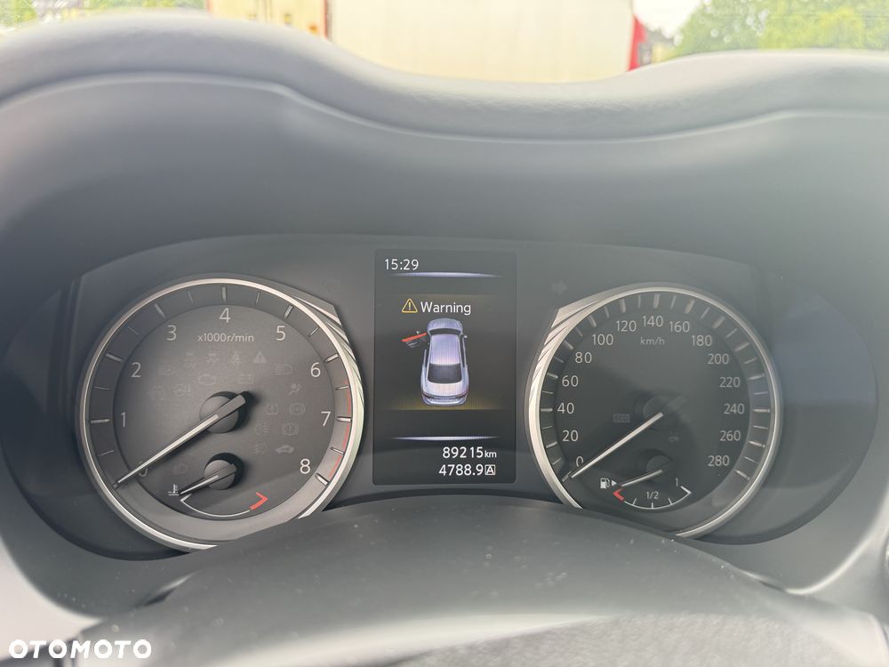 Infiniti Q50 2.0t Premium - 9