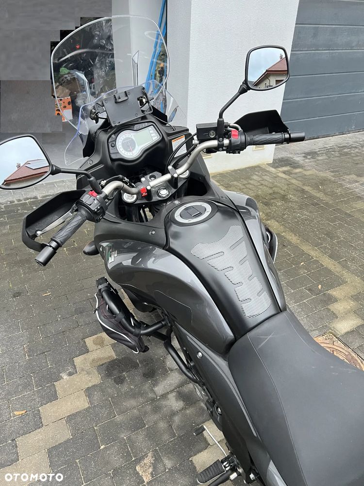 Suzuki V-STROM - 6