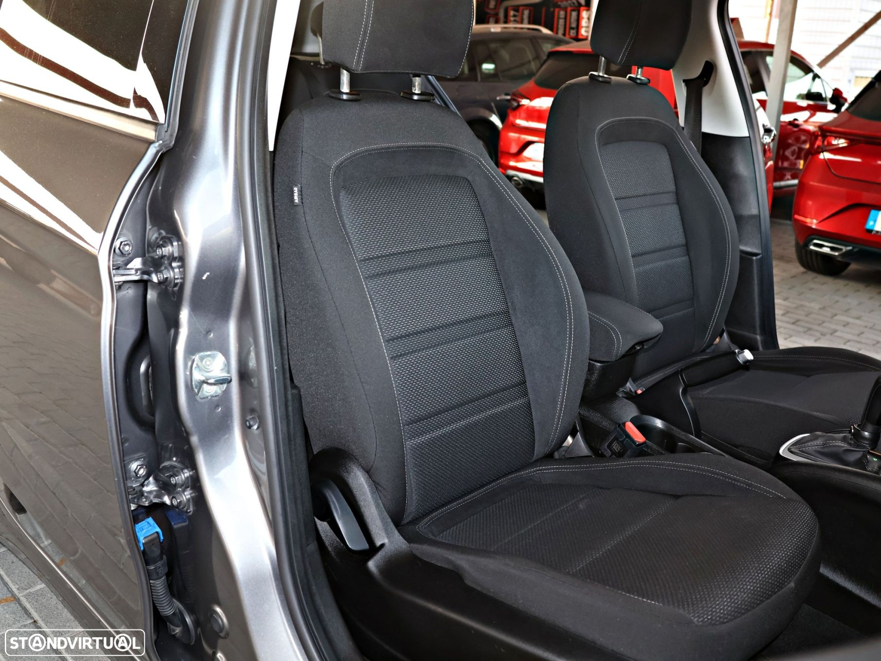 Fiat Tipo Station Wagon 1.6 M-Jet Lounge Tech J17 DCT - 18
