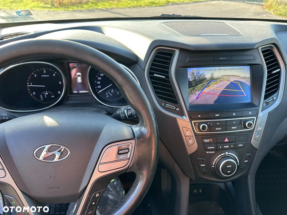 Hyundai Santa Fe - 8