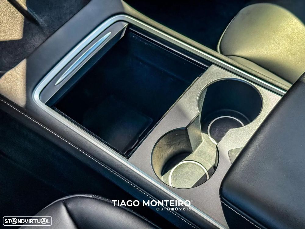 Tesla Model Y Tração Traseira - 53