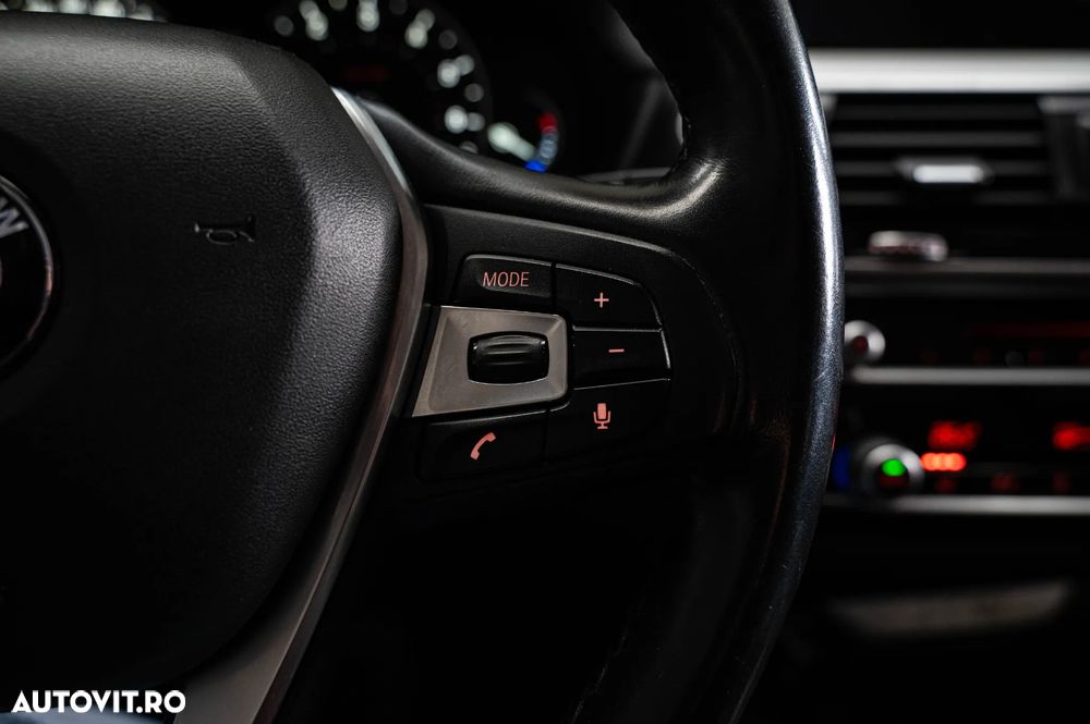 BMW X3 xDrive20i Aut. xLine - 20