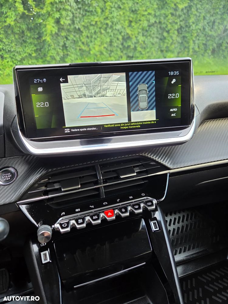 Peugeot 2008 PureTech 130 Allure Pack - 23