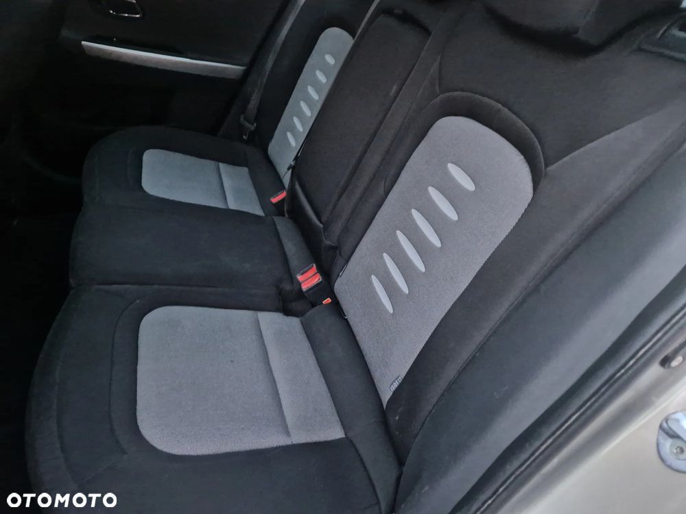 Kia Ceed 1.6 GDI Business Line - 34