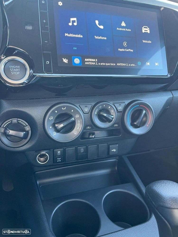 Toyota Hilux 2.4 D-4D 4WD CD CH Aut. - 42