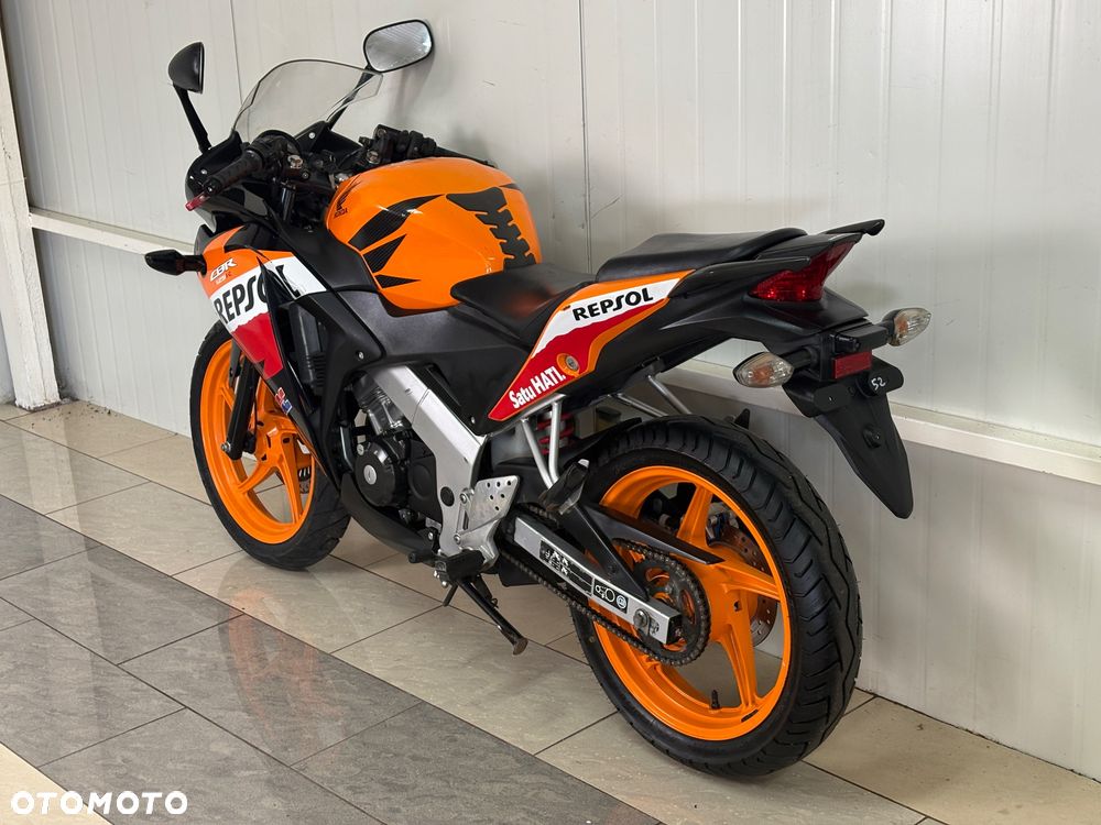 Honda CBR - 7