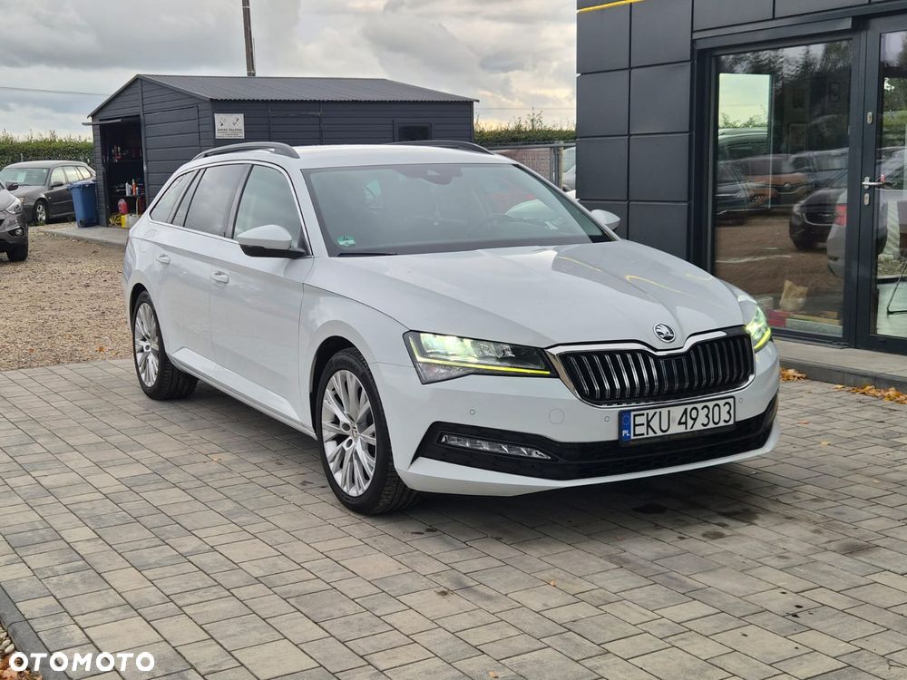 Skoda Superb 2022 photo 4