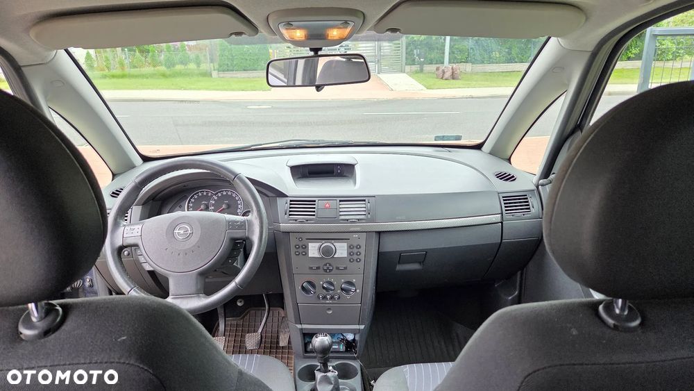 Opel Meriva - 12