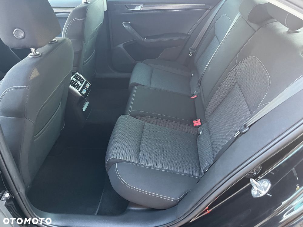 Skoda Superb 2.0 TSI Style DSG - 28