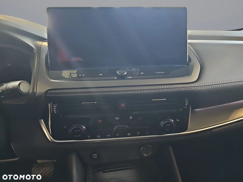 Nissan Qashqai 1.3 DIG-T MHEV N-Connecta Xtronic - 16