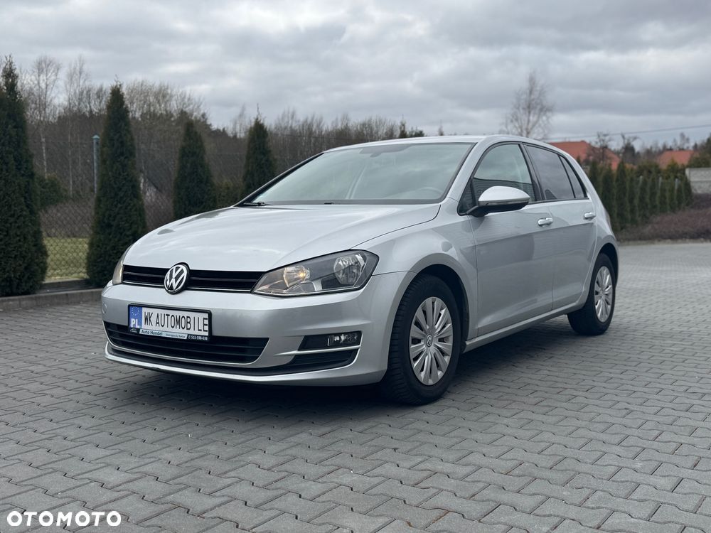 Volkswagen Golf 1.2 TSI BlueMotion Technology Comfortline - 2