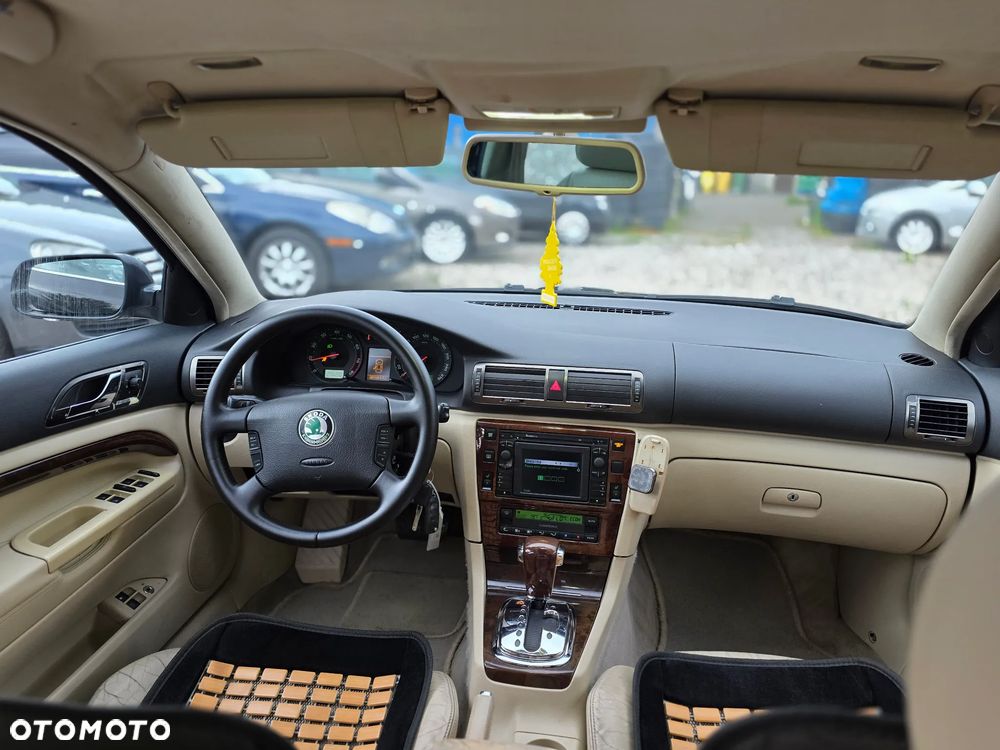 Skoda Superb 2.8 V6 Automatik Elegance - 10