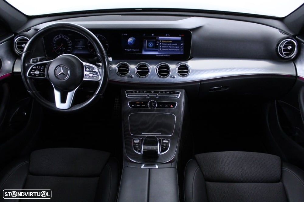 Mercedes-Benz E 300 de Avantgarde - 18