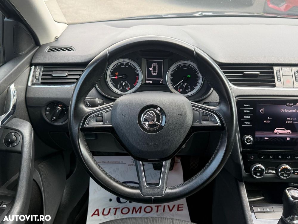 Skoda Octavia - 6
