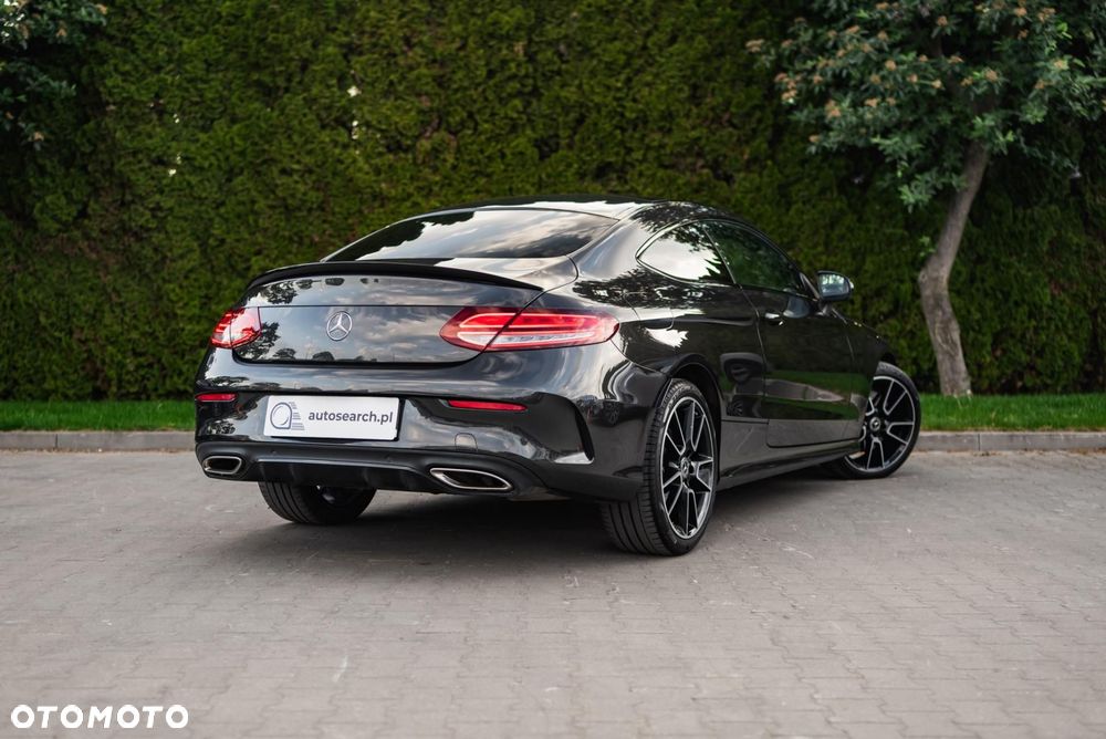 Mercedes-Benz Klasa C 300 9G-TRONIC AMG Line Plus - 5