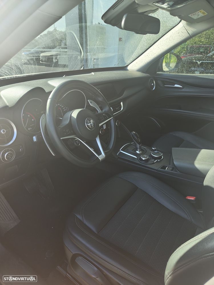 Alfa Romeo Stelvio 2.2 D Super AT8 - 4