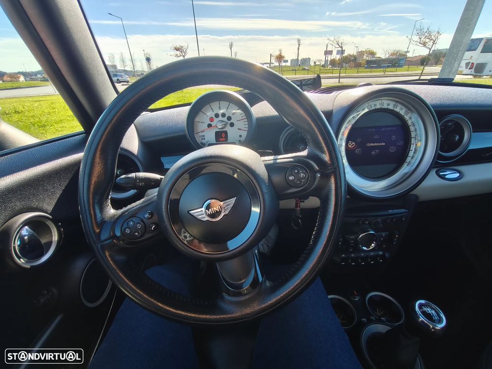 MINI 3 Portas Cooper S - 2