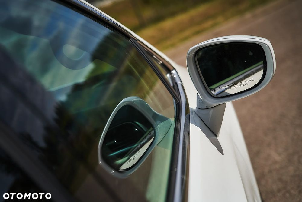 Chrysler Pacifica - 12