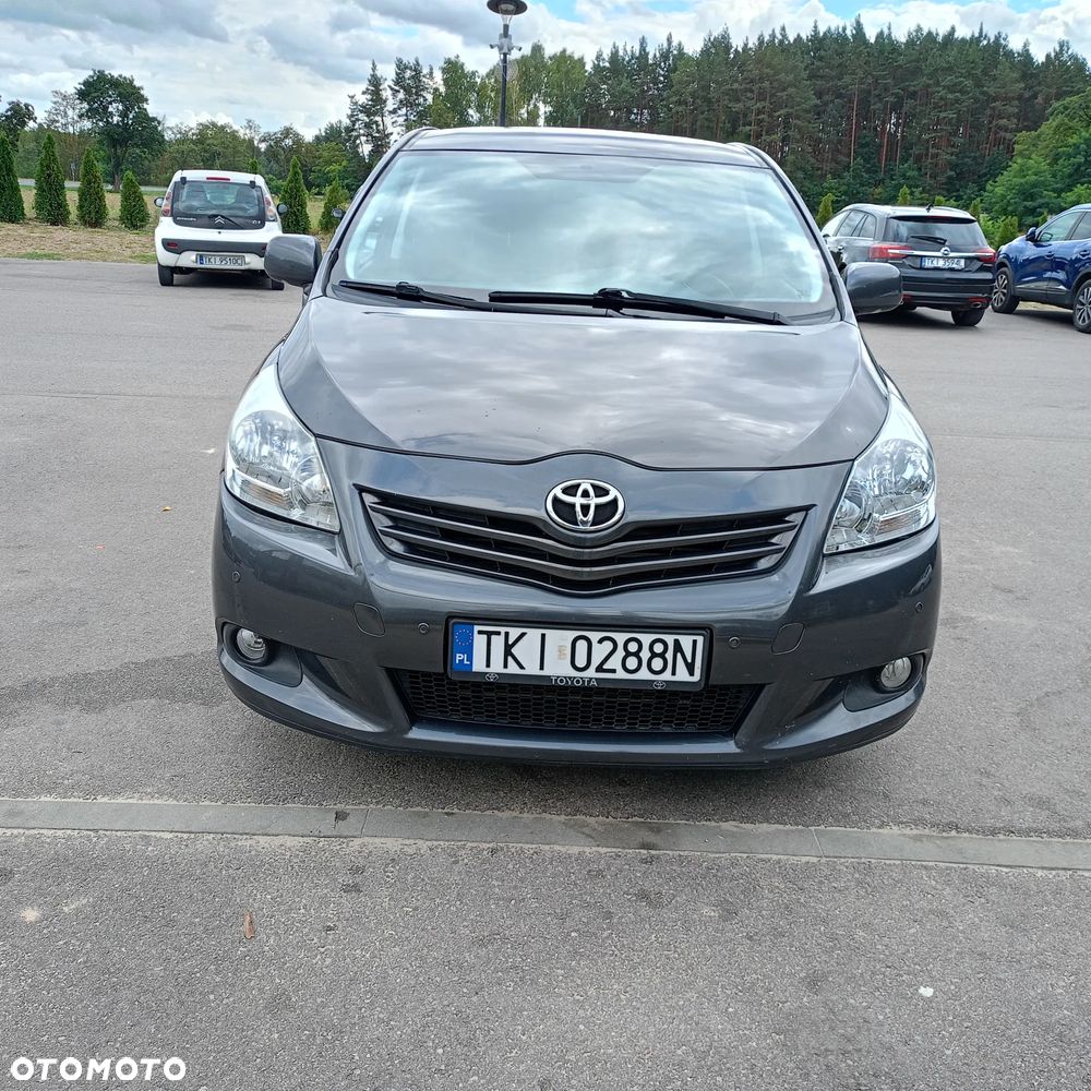 Toyota Verso 2.0 D-4D - 1
