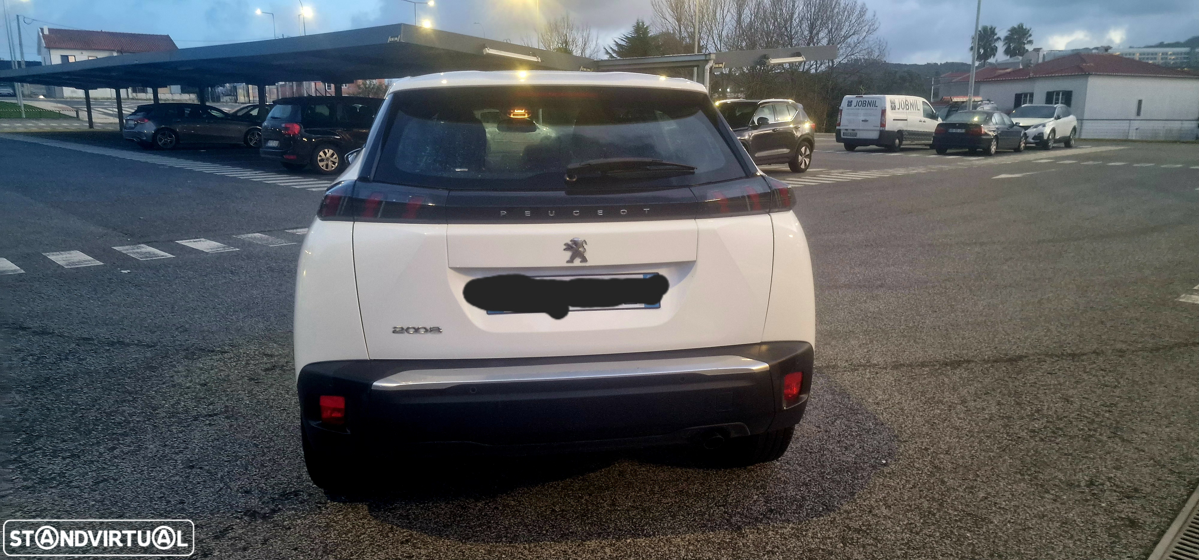 Peugeot 2008 1.5 BlueHDi Allure - 8