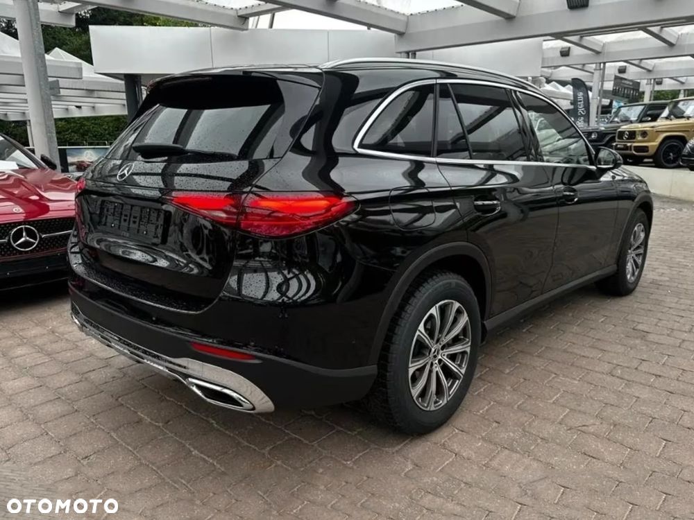 Mercedes-Benz GLC 200 d 4Matic 9G-TRONIC Edition Avantgarde - 4