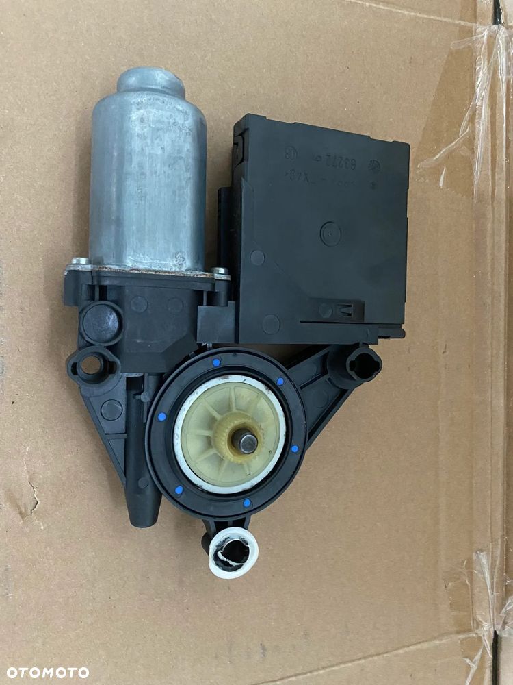 VW TOURAN SILNICZEK SZYBY PRAWY PRZOD 1T0959703 - 2