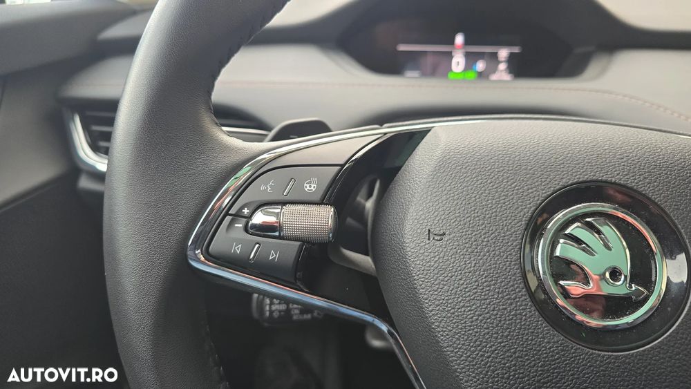 Skoda Enyaq iV 80X - 11