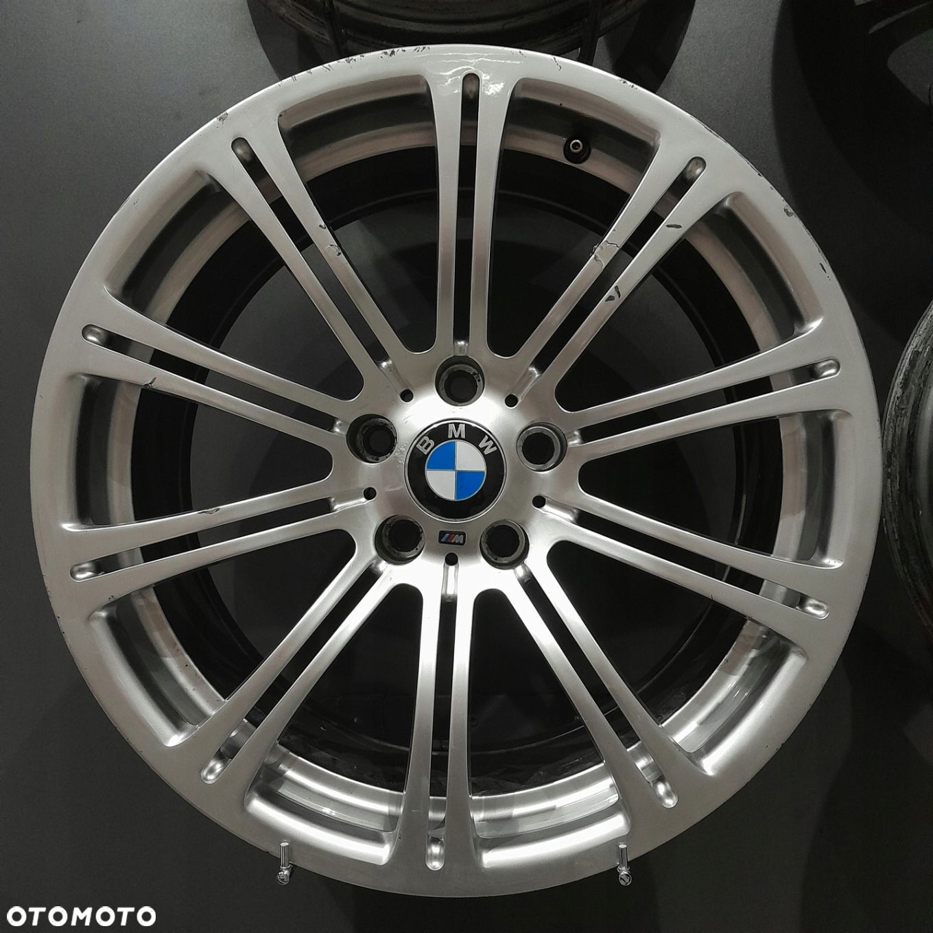 Felgi 19 5x120 BMW M3 E90 E91 F30 F31 OE Styling 220 F9377-13 - 4