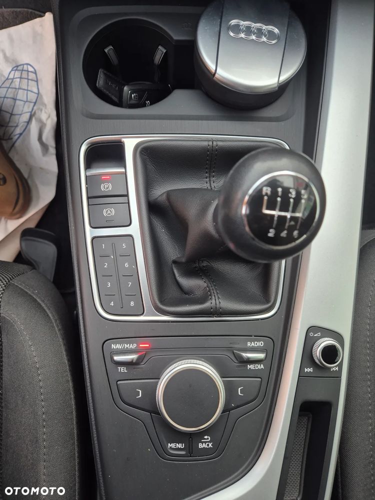 Audi A4 Avant 1.4 TFSI design - 25