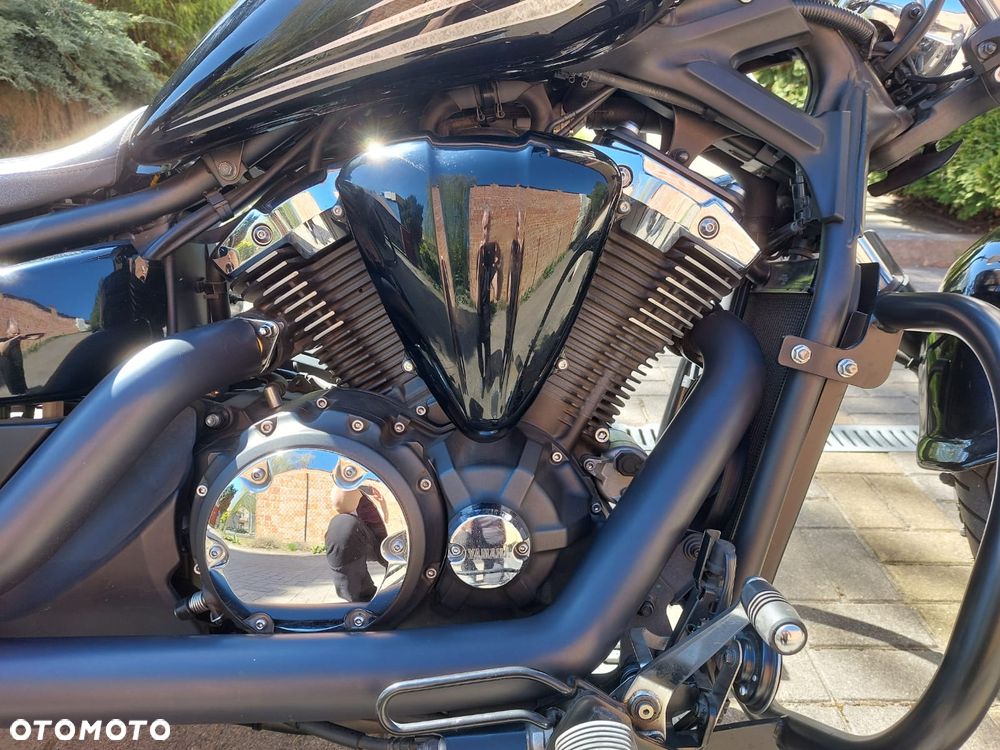 Yamaha XVS - 7