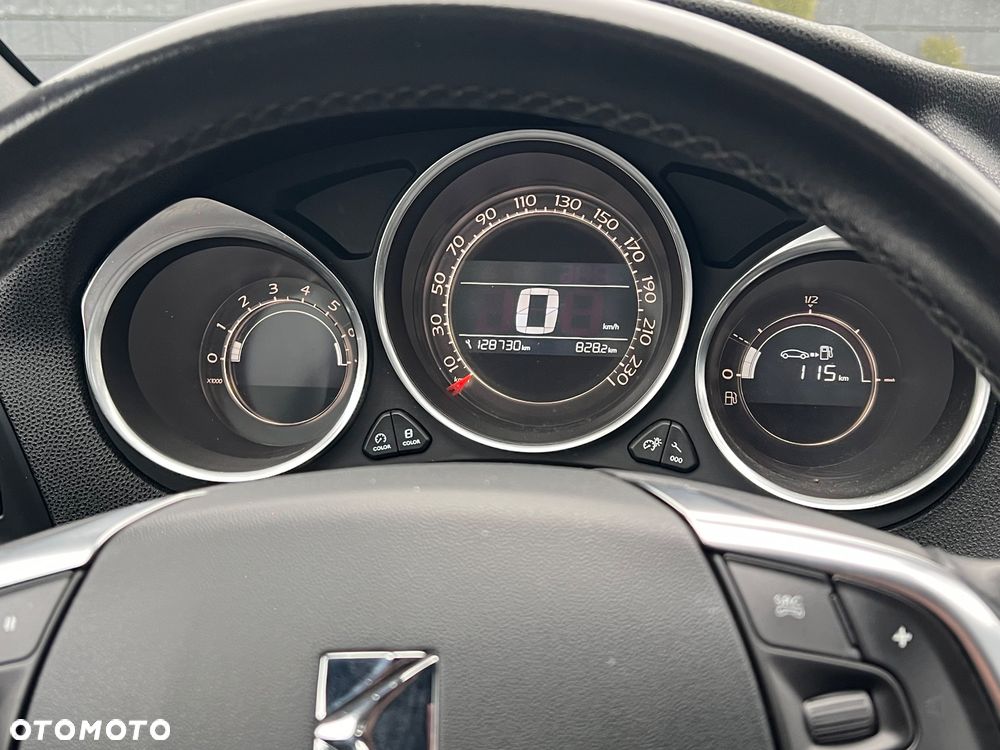 Citroën DS4 PureTech 130 Stop&Start Chic - 33