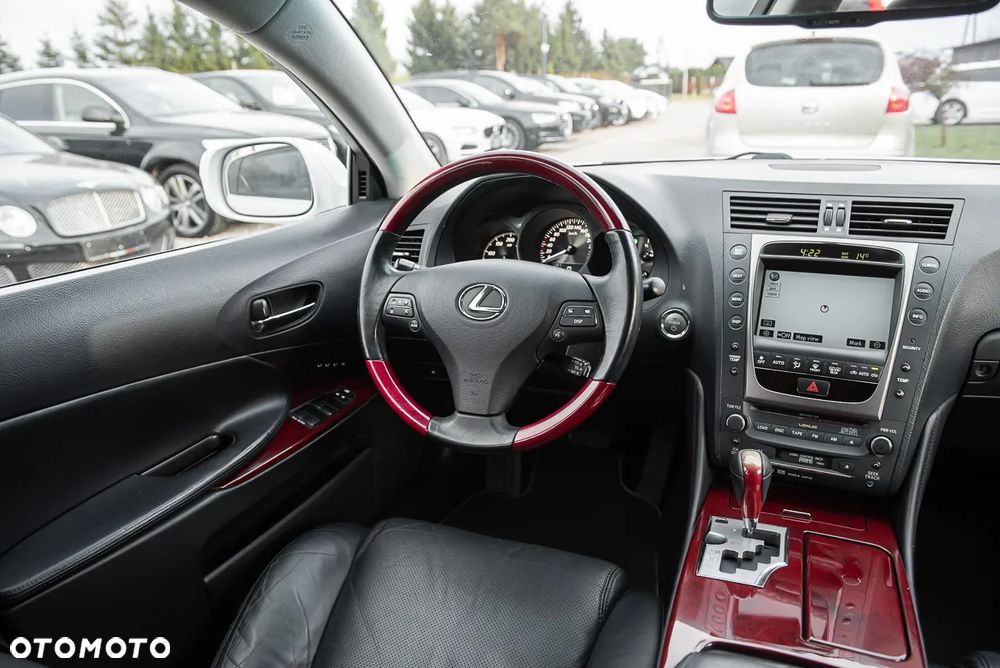 Lexus GS 450h - 16