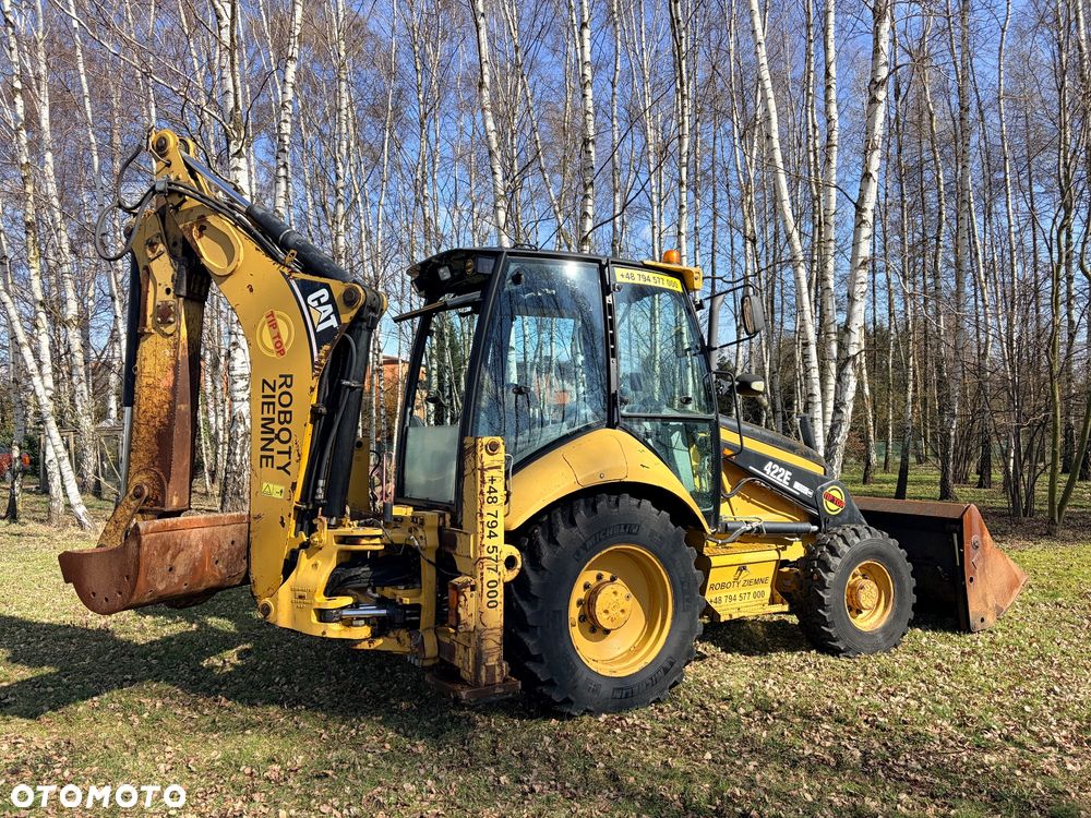 Caterpillar 422E - 5