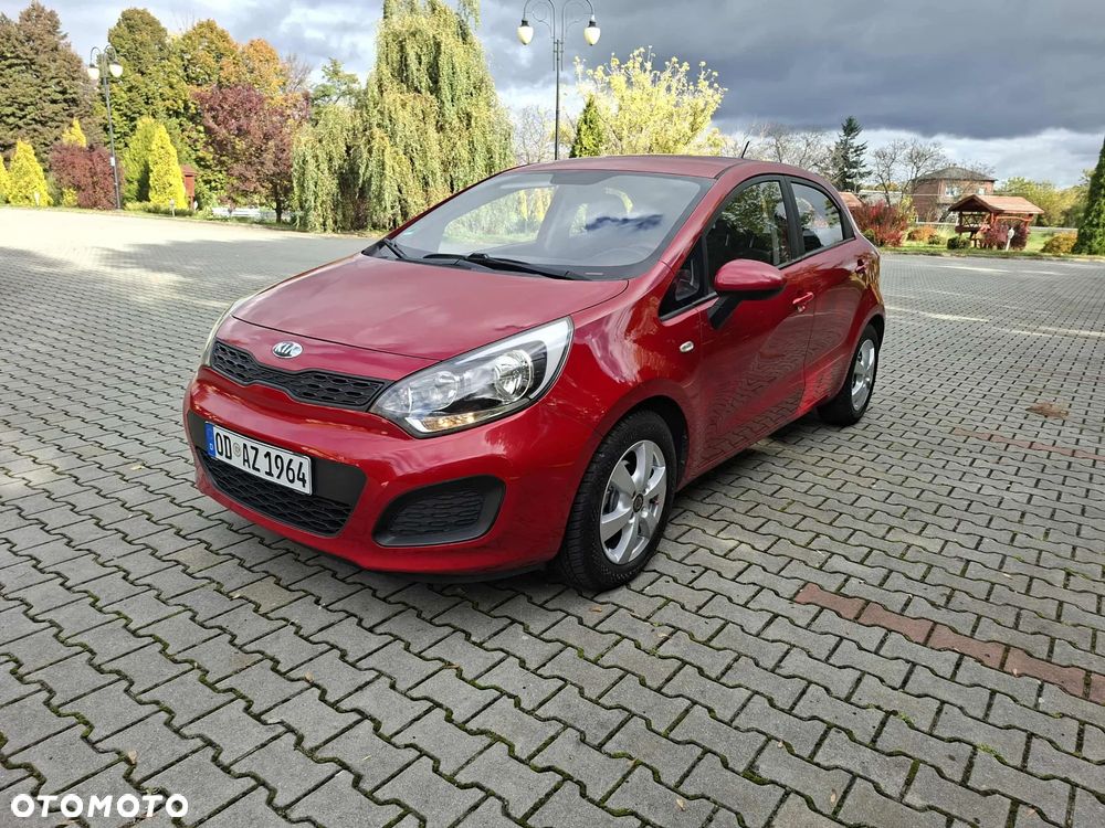 Kia Rio - 1